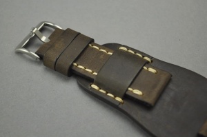 Pasek Skórzany Vintage z podkładką, Brązowy, Beżowa nić 22mm