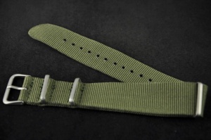 Pasek typu Nato, Nylonowy, Oliwkowy, Szare okucia, 18mm