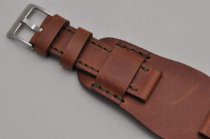 Pasek Skórzany Vintage z podkładką, Brązowy, Zielona nić 20mm