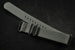 Pasek typu Zulu, Nylonowy, Szary, Czarne okucia, 20mm