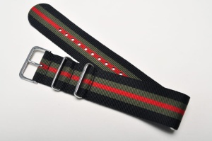 Pasek Campagnolo 330099 Nato, Nylonowy, Czarno-zielono-czerwony, 24mm