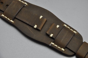 Pasek Skórzany Vintage z podkładką, Ciemny brąz, Biała nić, 22mm, XL